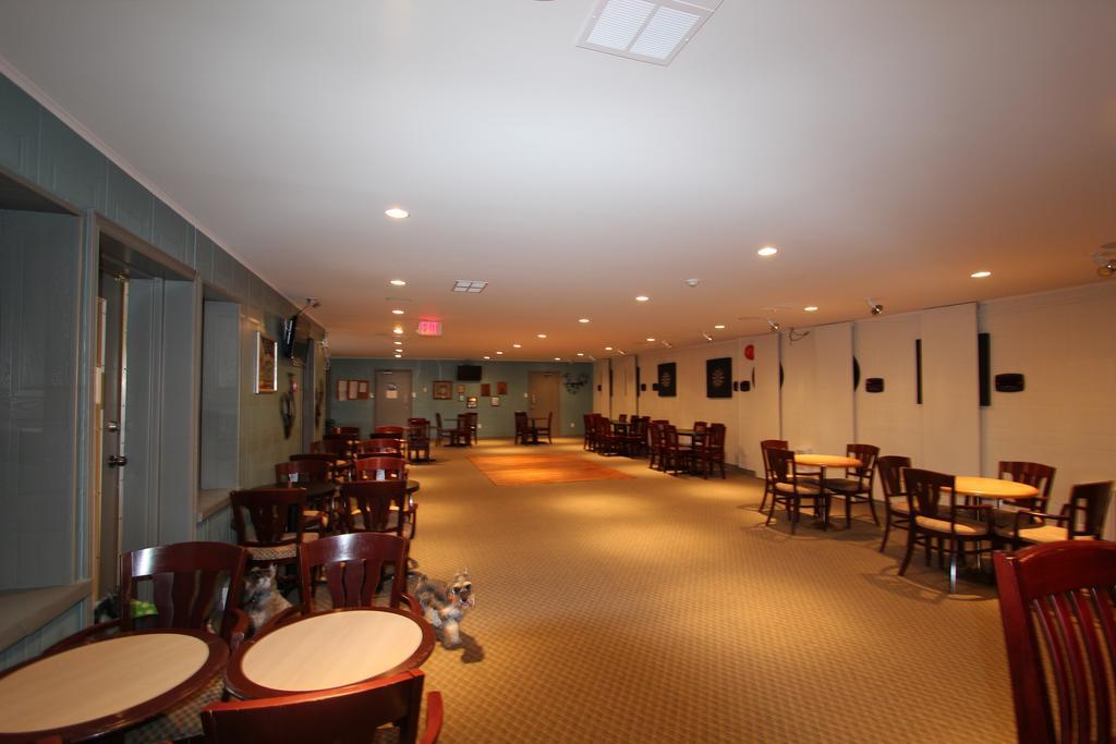 Mount Pearl Park Hotel Mount Pearl المظهر الخارجي الصورة