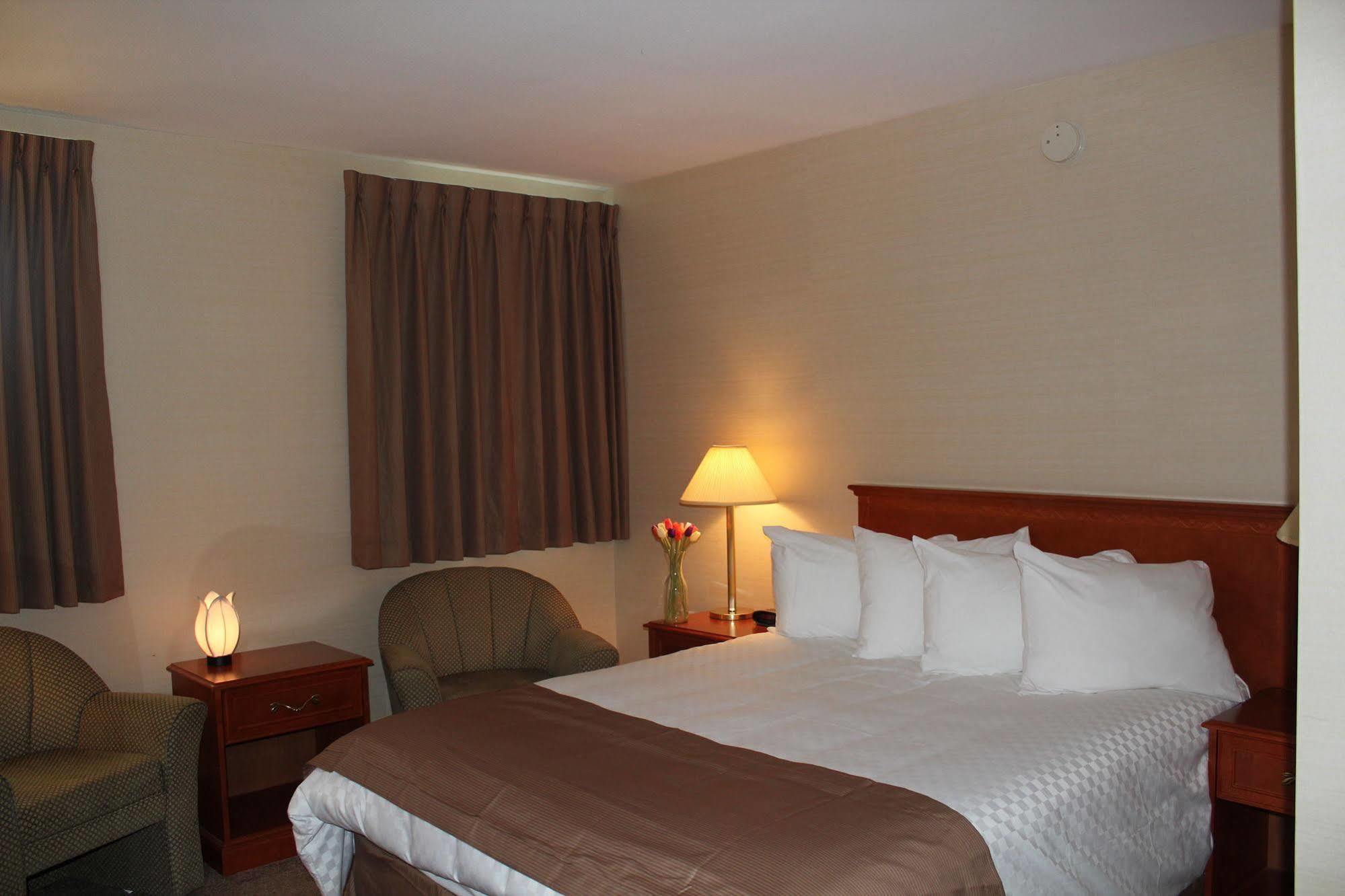 Mount Pearl Park Hotel Mount Pearl المظهر الخارجي الصورة